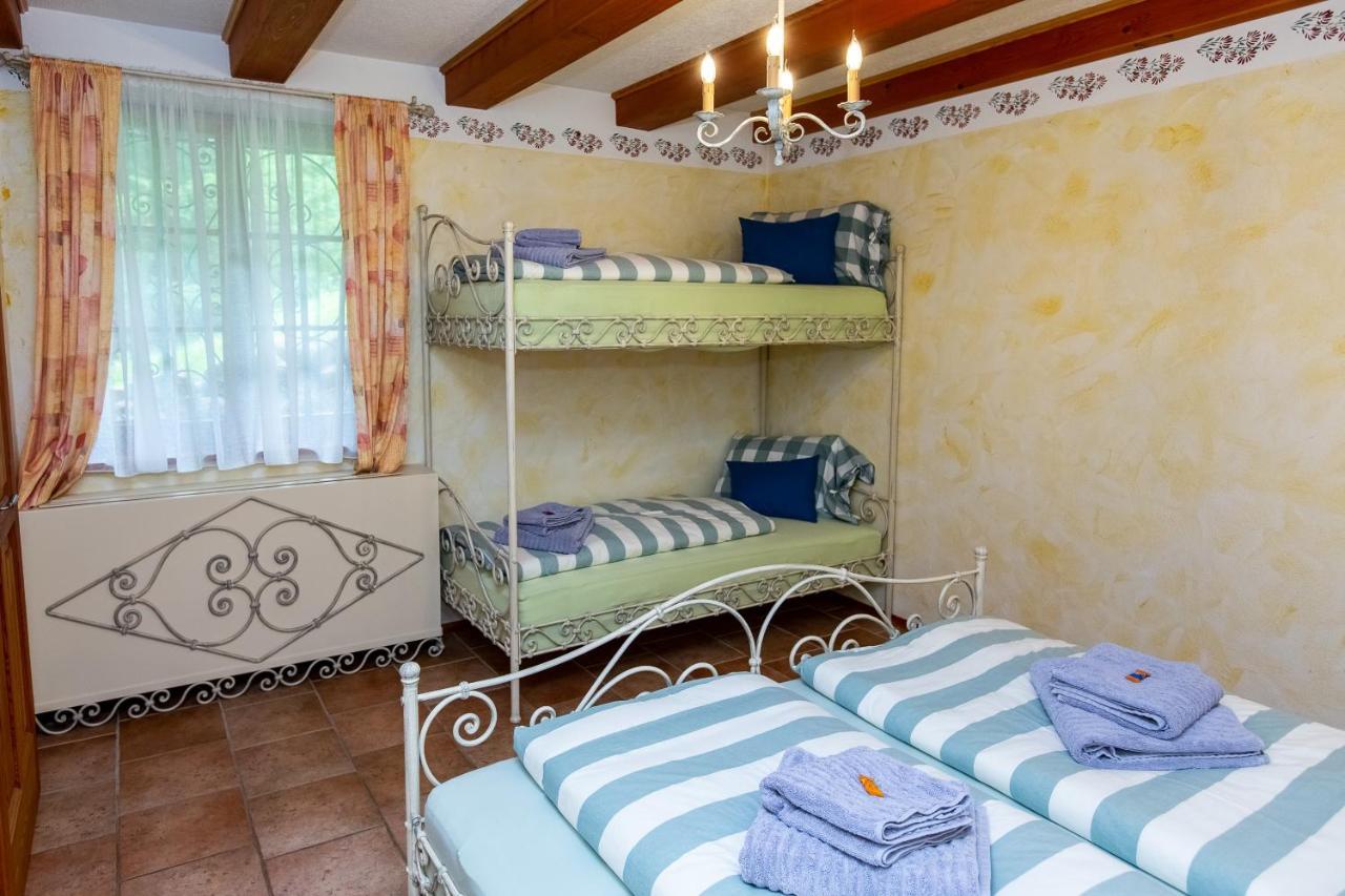 Apartment Pod Skalco Есенице Экстерьер фото